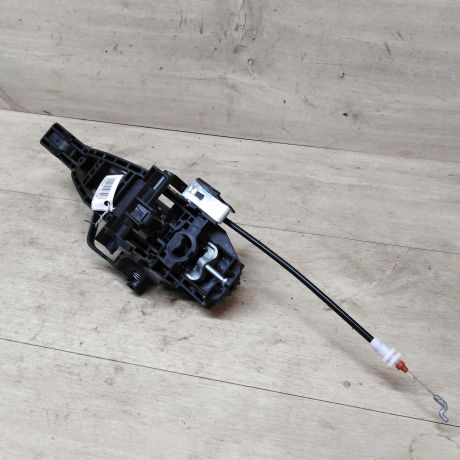 rucka-naruznaia-otkryvaniia-dveri-ford-focus-3-art-19018-big-2