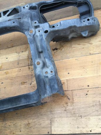 peredniaia-panel-volkswagen-golf-4-art-19206-big-3