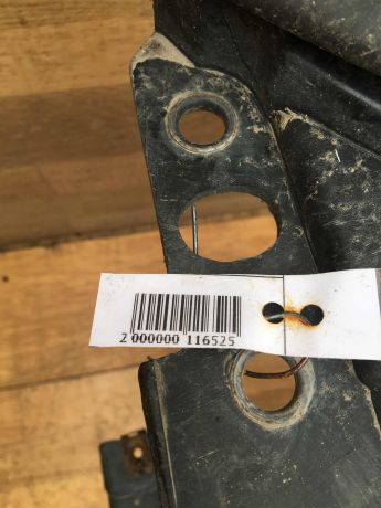 peredniaia-panel-audi-a6-c5-art-19209-big-7