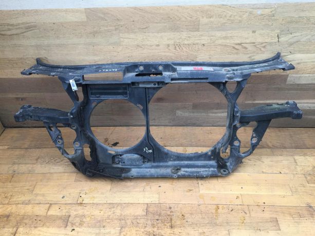 peredniaia-panel-audi-a6-c5-art-19393-big-0