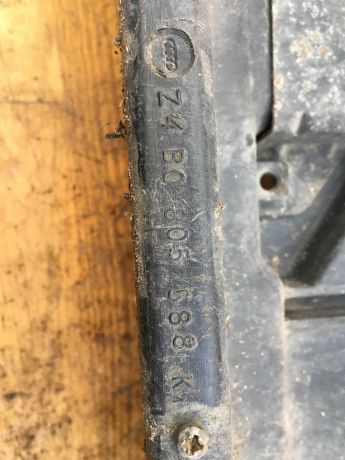 peredniaia-panel-audi-a6-c5-art-19393-big-2