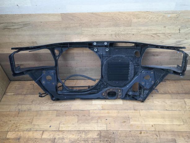 peredniaia-panel-audi-a4-b5-do-rest-art-19472-big-4