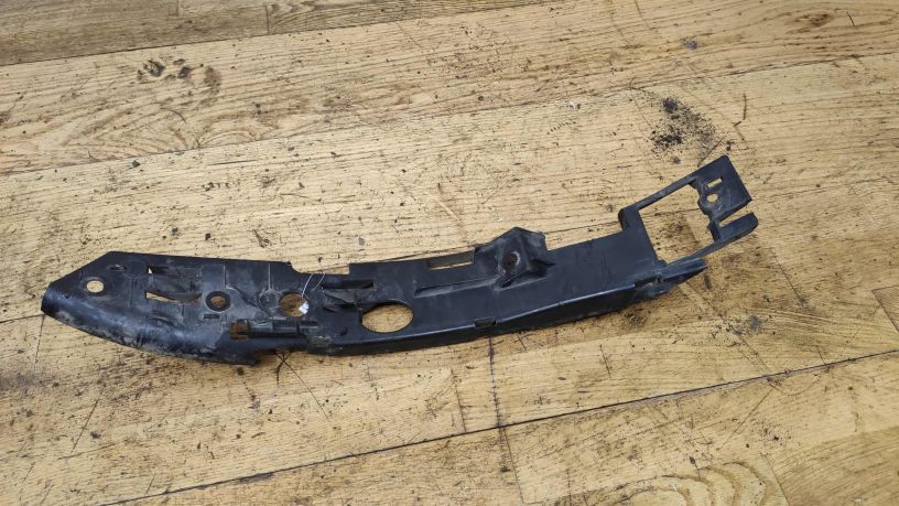 kronstein-pravogo-kryla-volkswagen-touareg-art-20012-big-1