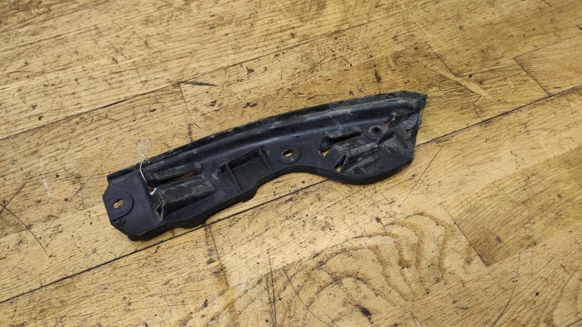 kronstein-kryla-zadnii-pravyi-volkswagen-touareg-art-20017-big-1