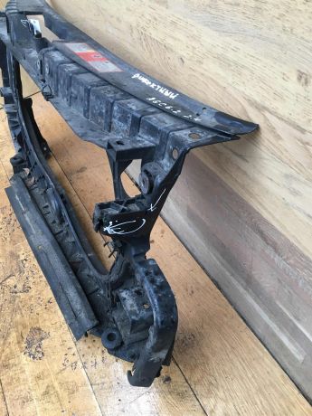 peredniaia-panel-televizor-audi-a6-c6-24i-bdw-art-20291-big-1