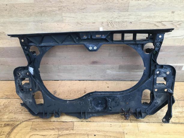 peredniaia-panel-televizor-audi-a6-c6-24i-bdw-art-20291-big-8