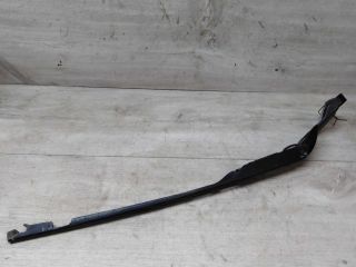 povodok-dvornika-levyi-audi-a6-c6-art-20312