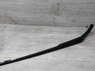 povodok-dvornika-pravyi-audi-a6-c6-art-20319