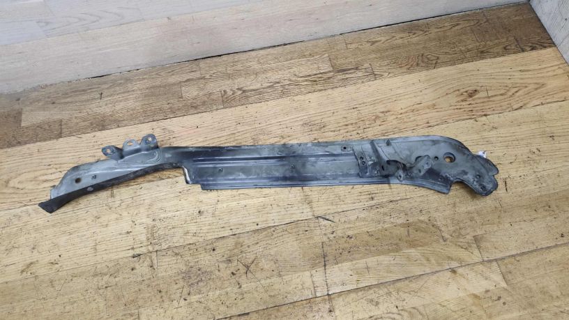 kronstein-pravyi-kryla-volkswagen-touareg-32-do-rest-strela-lonzeron-art-20442-big-1