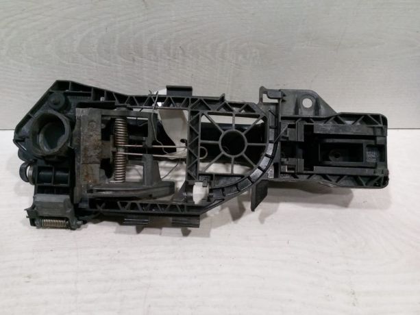 rucka-dveri-naruznaia-zadniaia-pravaia-volkswagen-passat-b6-art-21012-big-2