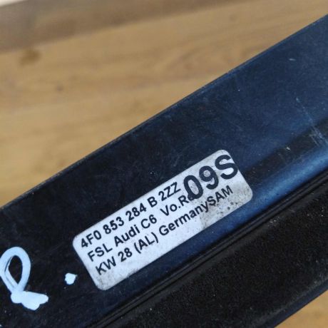 molding-perednei-pravoi-dveri-audi-a6-c6-art-21032-big-1