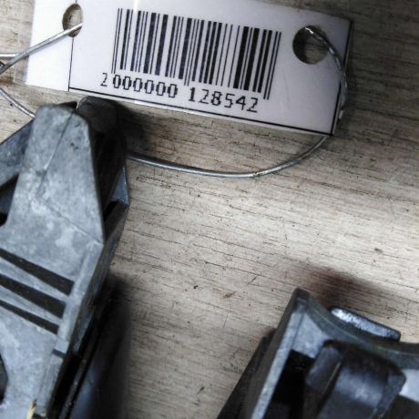 rucka-naruznaia-otkryvaniia-dveri-volkswagen-golf-5-ostatok-1-pravaia-zadniaia-art-21662-big-2