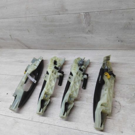 rucka-naruznaia-otkryvaniia-dveri-hyundai-solaris-art-22816-big-1