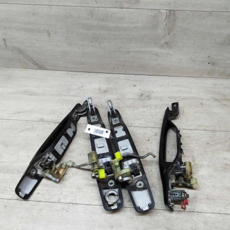 rucka-naruznaia-otkryvaniia-dveri-mitsubishi-lancer-9-art-23327-big-2