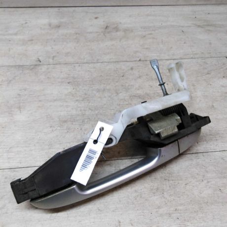 rucka-naruznaia-otkryvaniia-dveri-kia-ceed-art-23407-big-1