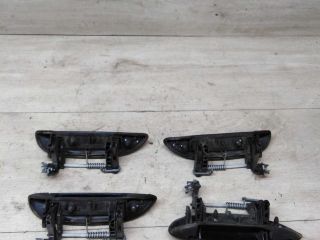 rucka-naruznaia-otkryvaniia-dveri-renault-logan-art-24114