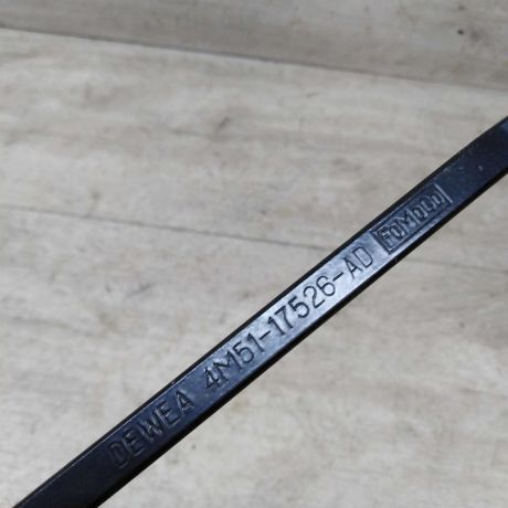 povodok-dvornika-levyi-ford-focus-2-do-rest-art-26081-big-2