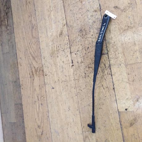 povodok-dvornika-levyi-opel-astra-h-rest-art-26105-big-0