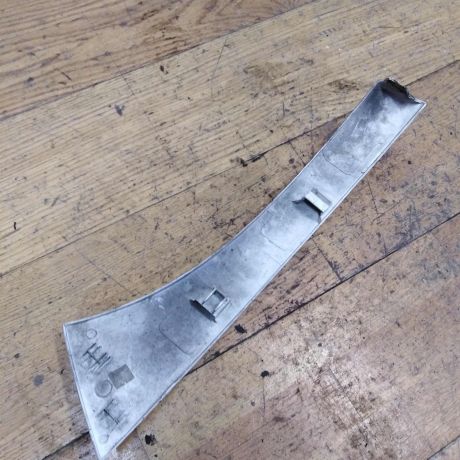 nakladka-pod-faru-levaia-peugeot-boxer-art-26324-big-0