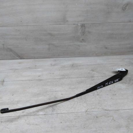 povodok-dvornika-kryski-bagaznika-xetcbek-mazda-626-art-26931-big-0