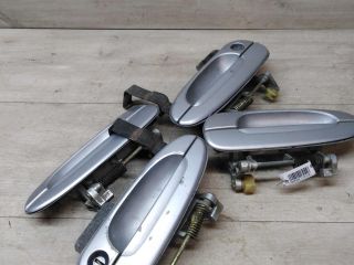 rucka-naruznaia-otkryvaniia-dveri-mazda-626-art-26937