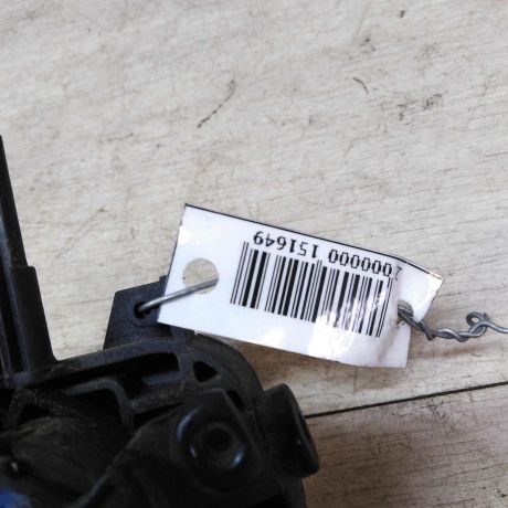 rucka-naruznaia-otkryvaniia-dveri-ford-fiesta-art-27383-big-1