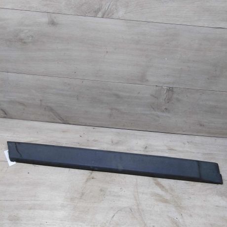 molding-zadnei-pravoi-dveri-volkswagen-jetta-2-art-27586-big-0