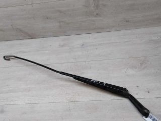 povodok-dvornika-pravyi-audi-a3-art-27878