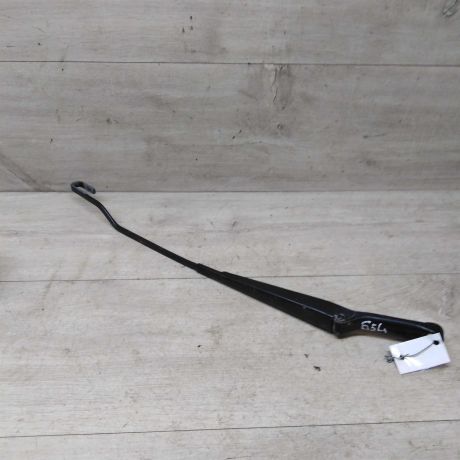 povodok-dvornika-levyi-volkswagen-passat-b5-art-28550-big-0