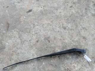 povodok-dvornika-pravyi-renault-logan-art-28798