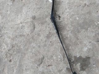 povodok-dvornika-levyi-renault-sandero-art-28865