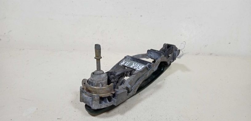 rucka-naruznaia-otkryvaniia-dveri-volkswagen-bora-art-28946-big-1