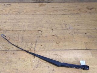 povodok-dvornika-pravyi-volvo-xc90-art-30164