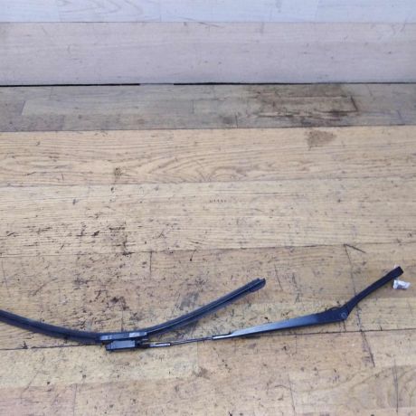 povodok-dvornika-levyi-volkswagen-passat-b6-art-30165-big-0