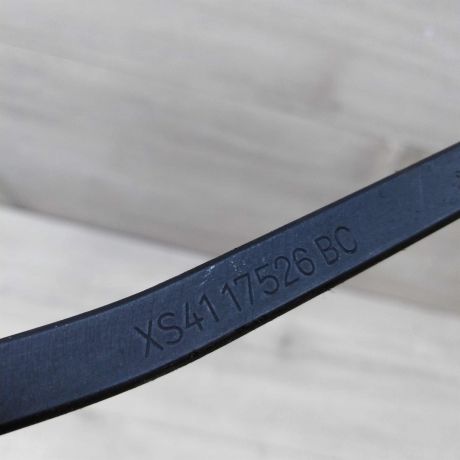 povodok-dvornika-pravyi-ford-focus-1-rest-art-30261-big-1