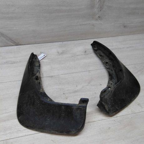 bryzgovik-zadnii-komplekt-mazda-3-bk-xetcbek-2008-g-art-30336-big-0