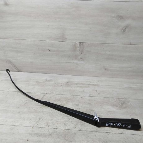 povodok-dvornika-pravyi-ford-focus-1-rest-art-30672-big-0