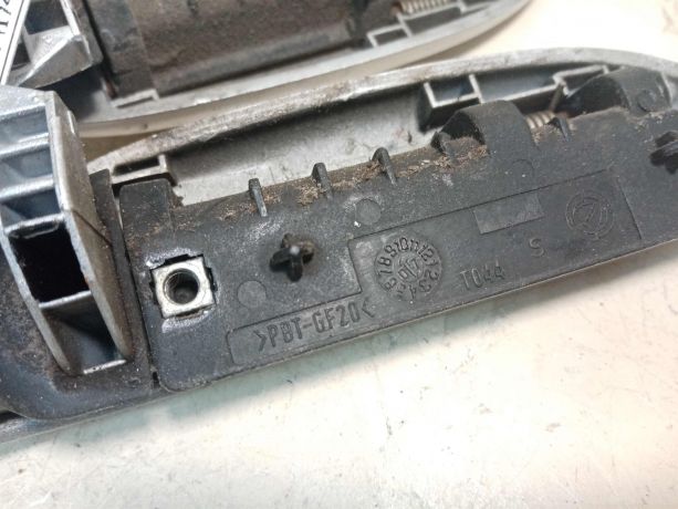 rucka-naruznaia-otkryvaniia-dveri-fiat-albea-14i-art-31415-big-2