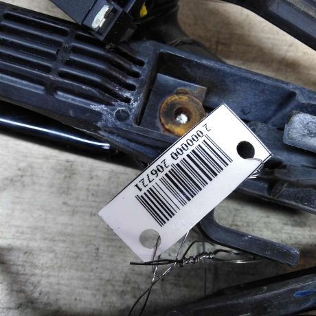 rucka-naruznaia-otkryvaniia-dveri-toyota-camry-v40-art-31457-big-1