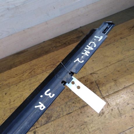 molding-dveri-zadnii-pravyi-pod-steklo-toyota-camry-v40-art-31666-big-1