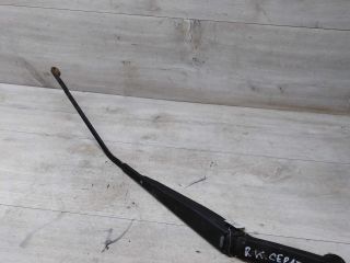 povodok-dvornika-pravyi-kia-cerato-2-art-32070