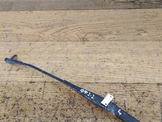 povodok-dvornika-levyi-ford-focus-2-do-rest-art-32296