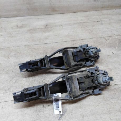 rucka-naruznaia-otkryvaniia-dveri-volkswagen-polo-4-art-32529-big-1