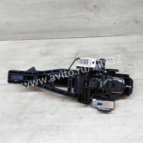 rucka-naruznaia-otkryvaniia-dveri-ford-focus-3-art-33170-big-3