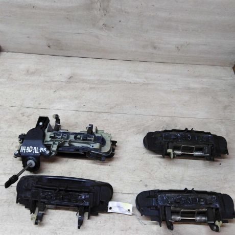 rucka-naruznaia-otkryvaniia-dveri-audi-a4-b6-8e-art-33545-big-3