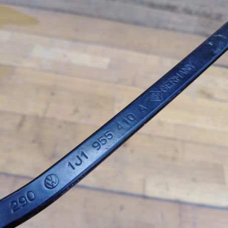 povodok-dvornika-pravyi-skoda-octavia-tour-art-34621-big-2