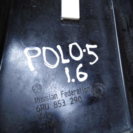 nakladka-naruznaia-perednei-stoiki-volkswagen-polo-sedan-art-35356-big-3