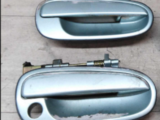 rucka-naruznaia-otkryvaniia-dveri-hyundai-matrix-2-stuki-art-36783