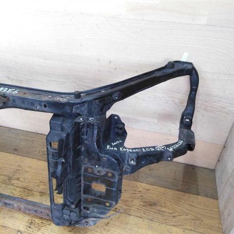 peredniaia-panel-televizor-kia-carens-art-37022-big-3