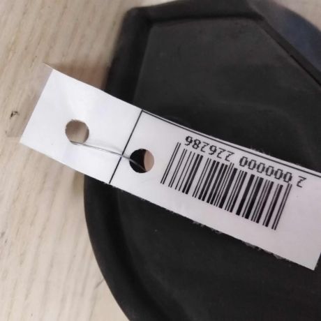 peredniaia-panel-televizor-kia-carens-art-37022-big-1